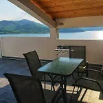 Lakeview-estate Couette-café