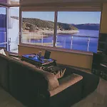 Couette-café Lakeview-estate 4*