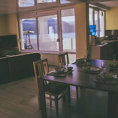 Bed & Breakfast Lakeview-estate 4*