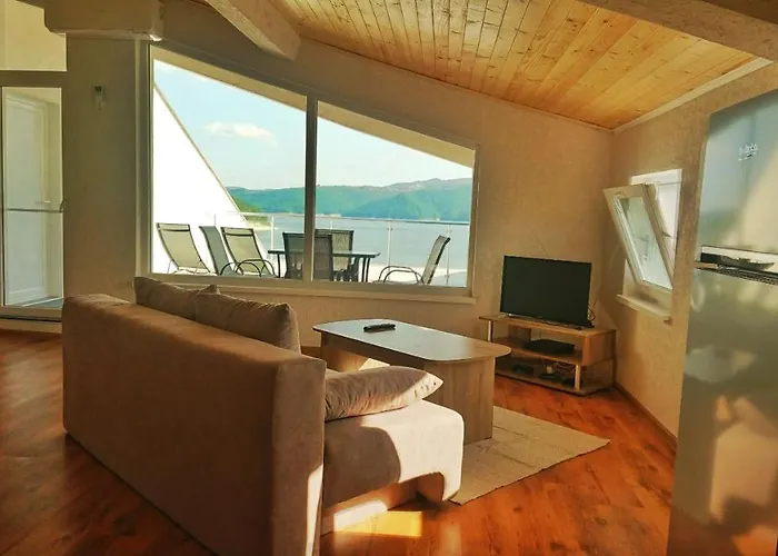 Lakeview-estate 4* Staro Myasto