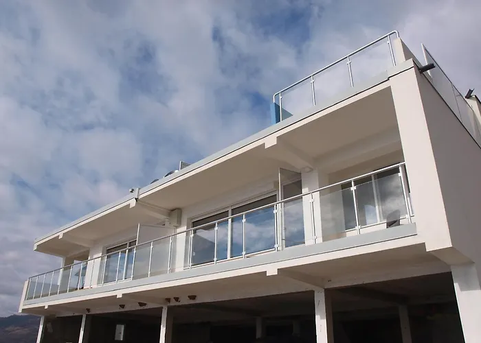 Lakeview-estate 4* Staro Myasto