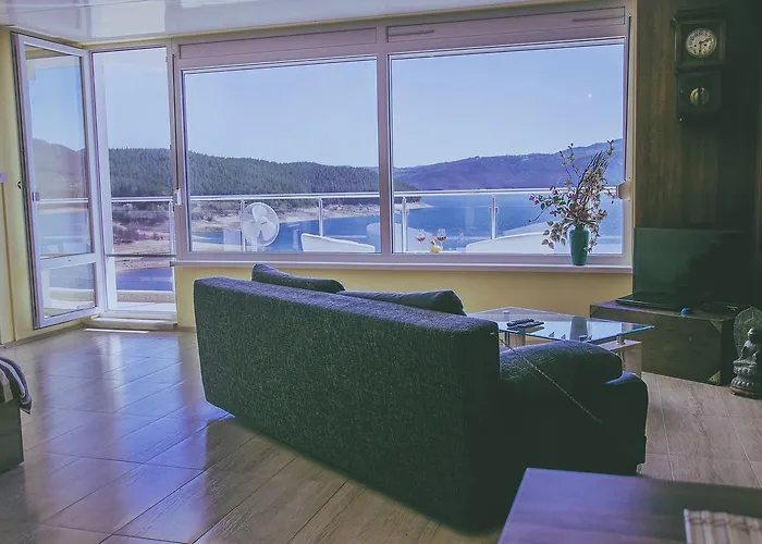 Frühstückspension Lakeview-estate 4*