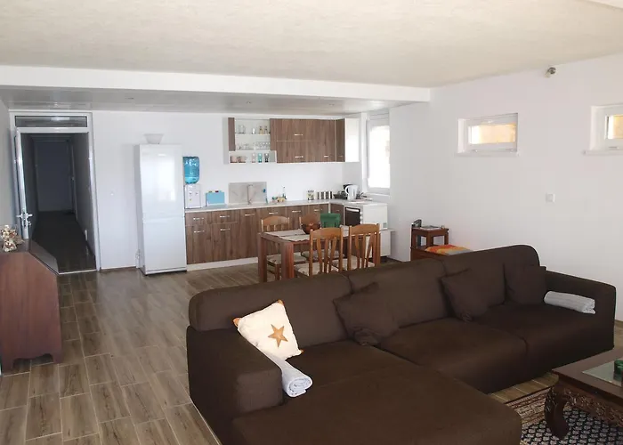 Lakeview-estate 4* Staro Myasto