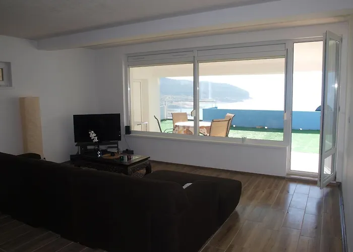 Lakeview-estate 4* Staro Myasto